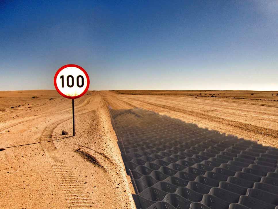  Road construction in desert-GEOGRO
